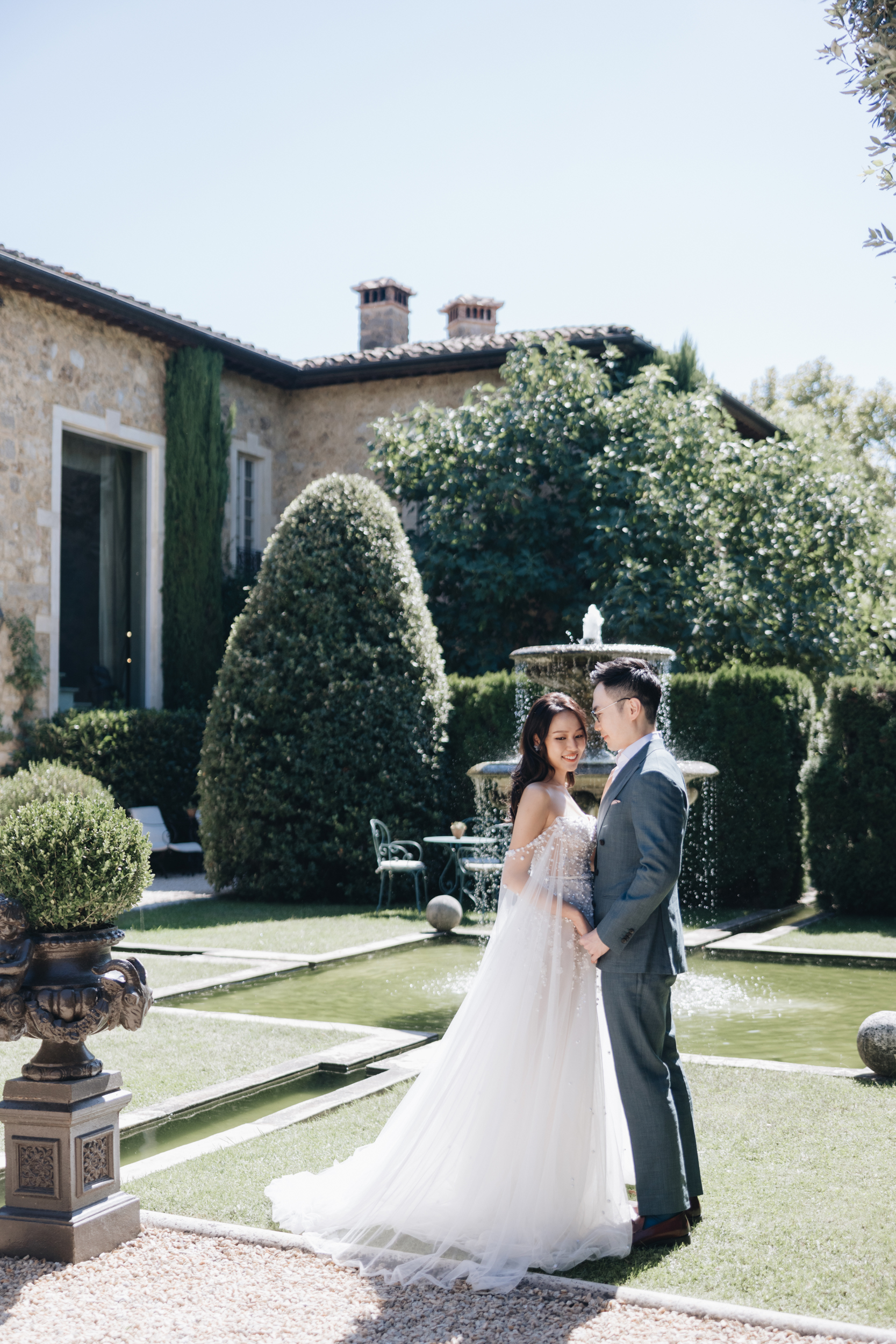 tuscany wedding, tuscany makeup, italy makeup, wedding planning, destination wedding, italy wedding, Florence makeup, bridal makeup artist, Tuscany wedding ceremony, wedding gown, paris makeup, hkmua, paris mua, italy mua, makeup paris